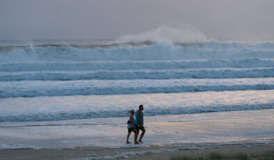 PLAJLAR KAPANDI Kasırganın etkili olacağı sahiller açıklandı