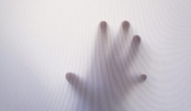 NSW,’DE 15 ERKEK 14 KADIN ÖLDÜ 63.018 vaka