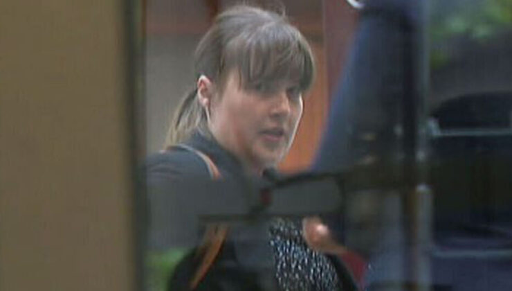 HAVA SICAKLIĞI 37.5C Arabada 5 saat kalan oğlu ‘felç’ oldu