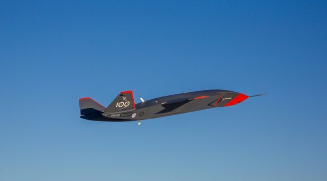 Avustralya’nın ilk askeri uçağı göklerde SAVAŞACAK GÜÇE SAHİP