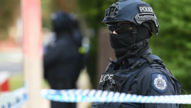 AVUSTRALYA’DA YENİ KAYIT TAKİBİ ‘salgın bitti terörden korunma zamanı’