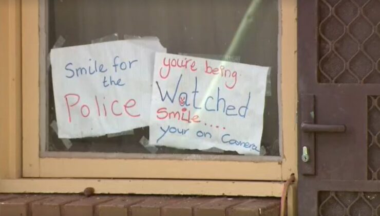 EVE GİREN HIRSIZLARDAN ‘TACİZ’ Polis hırsızları tarif etti