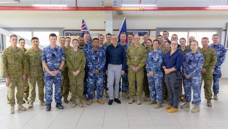 Başbakan’dan Ortadoğu’daki birliklere sürpriz ziyaret