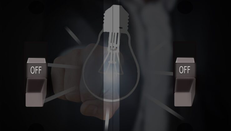 Sekiz milyon Avustralyalıya ışıkları kapatın çağrısı