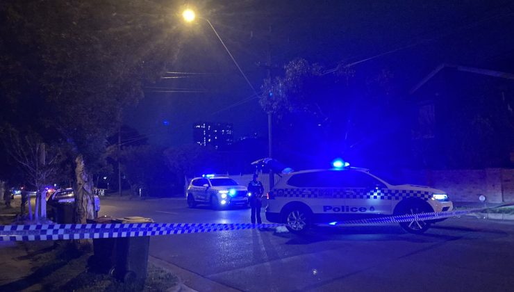 Polis Broadmeadowslu bir kişiyi vurdu