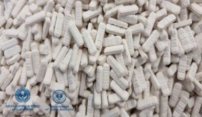 SAHTE İLAÇ ALMAYIN UYARISI! Binlerce ilaç ele geçirildi