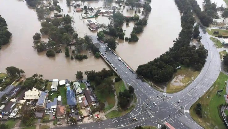 SYDNEYLİLERE UYARI Gerekmedikçe evden çıkmayın!