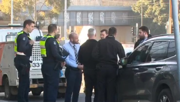 Melbourne kuzeyinde küçük kıza (11) tecavüz