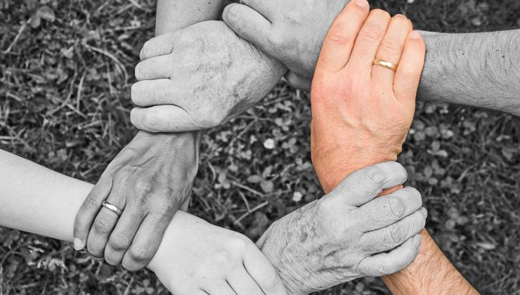 EMEKLİLER SAHAYA İNİYOR Yaşlılar çözüm olacak mı?