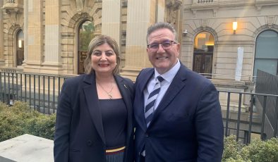 JOHN EREN, SİYASETE VEDA ETTİ