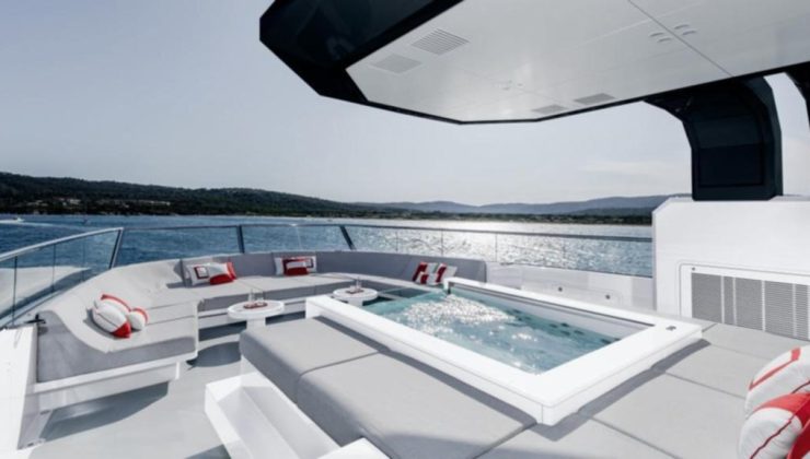 Avustralya yapımı süper yat İÇİNDE NE YOKKİ