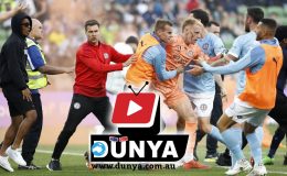 MELBOURNE DERBİSİNDE ÇİRKİN GÖRÜNTÜLER Kaleci kanlar içinde