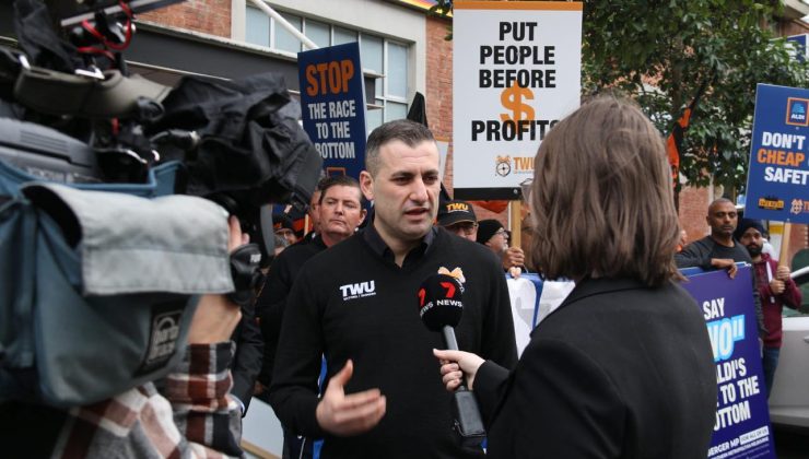 SÜLEYMAN, ‘‘HER İŞÇİNİN ADİL ÇALIŞMA HAKKI VARDIR.’’