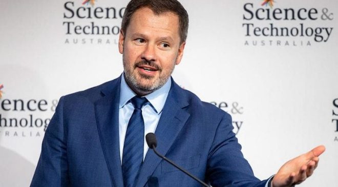 Avustralya Kabinesindeki Tek Müslüman Ses