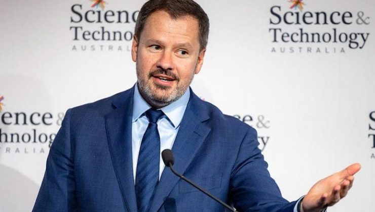 Avustralya Kabinesindeki Tek Müslüman Ses