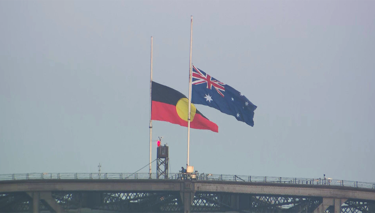 SAYGI ADINA Bayraklar yarıya indi