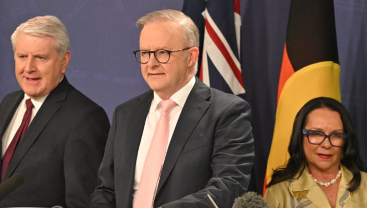 İSTİFA EDEN BAKANLAR ARTIK ‘Ailemiz’ Dedi