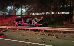 POLİS YARALANDI Tullamarine Fwy’de feci kaza