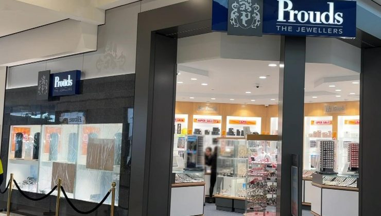 Westfield Airport West’te Kuyumcu Soygunu