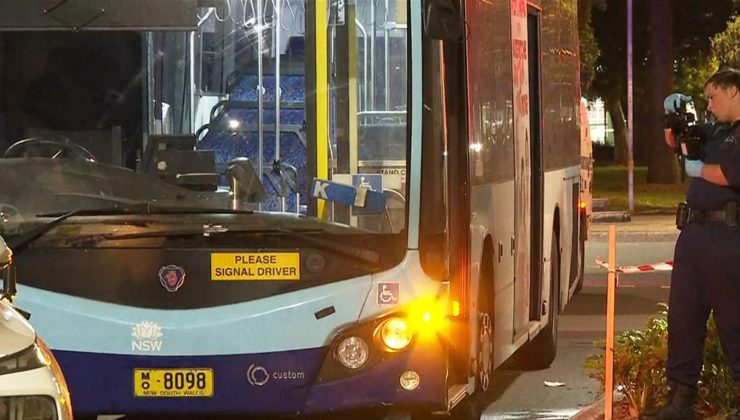 Sydney’de Otobüste Bıçaklı Saldırı