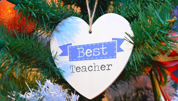 Öğretmenlere Tarihi Maaş Teklifi: 100 Bin Dolar