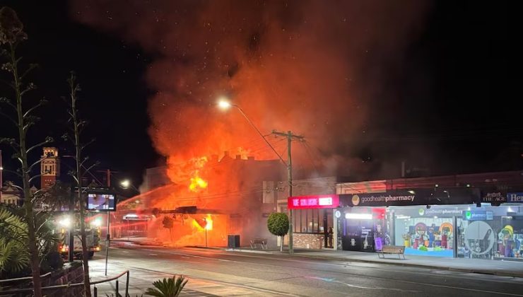 Mentone’da dehşet gecesi! ARAÇLI SALDIRI