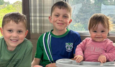 FECİ YANGIN Üç küçük kardeşten acı haber