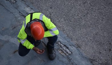 Göçmen işçiler hasta da olsa çalışıyor