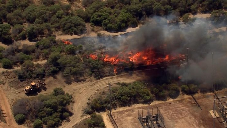WA Yanıyor: Evler Tehdit Altında
