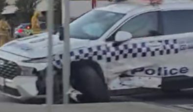 POLİS ARACI KAZAYA KARIŞTI