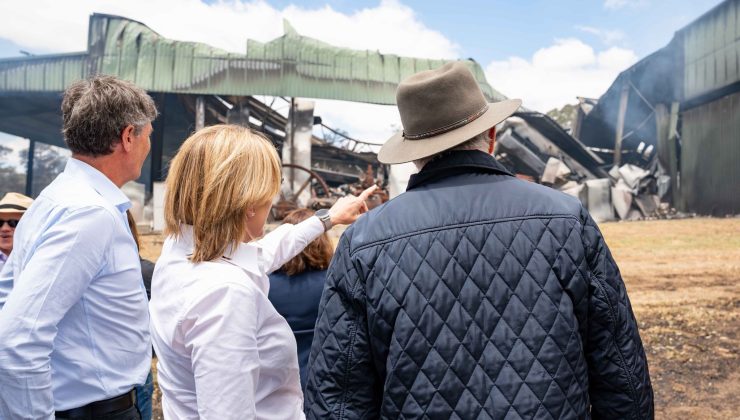 Victoria’daki Yüzlerce Yapı Yok Oldu