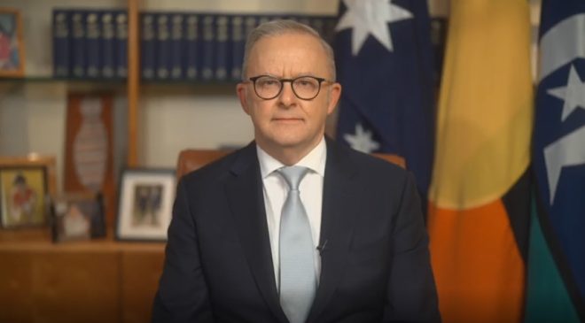 ALBANESE ‘ZOR AYLAR KAPIDA’